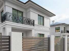 Лот № 135464. Двухэтажный дом в закрытом эко-поселке Зеландия, с....