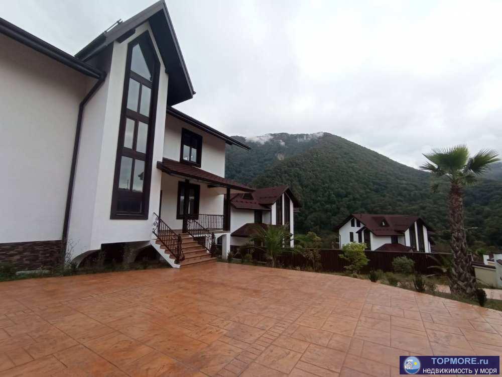 Лот № 134766. Продаю домовладение!   Вдали  от городской суеты, в центре экологически чистого района, по соседству с... - 1