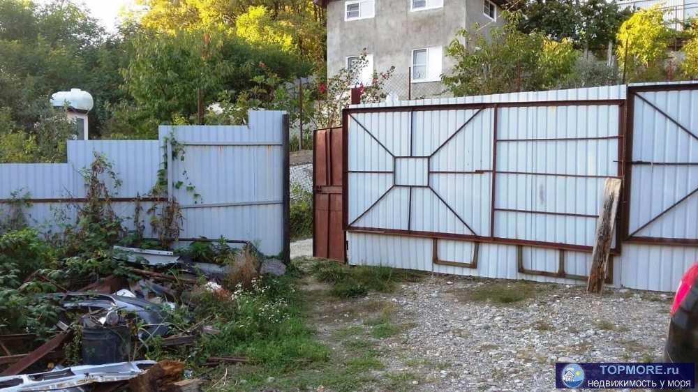 Продаётся добротный дом 2018 г постройки недалеко от посёлка Лазаревское в снт Заря. На участке в 6,5 соток разбит... - 2