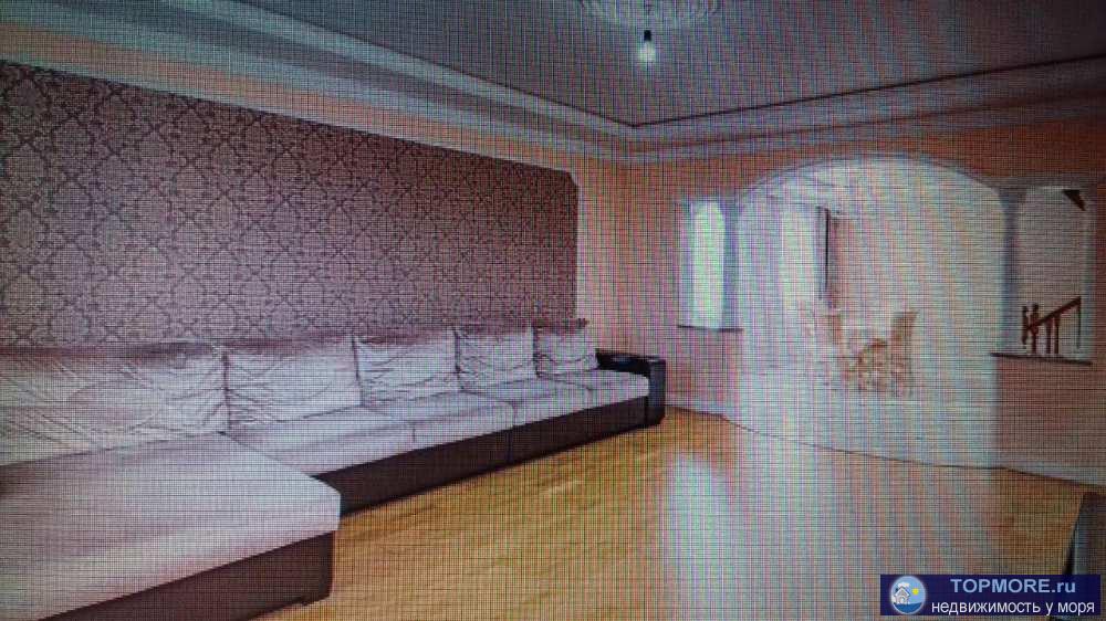 Продам свой дом без посредников273 кв. м. на участке 10 (15) соток . Дом расположен в тихом живописном месте.на крыше... - 2