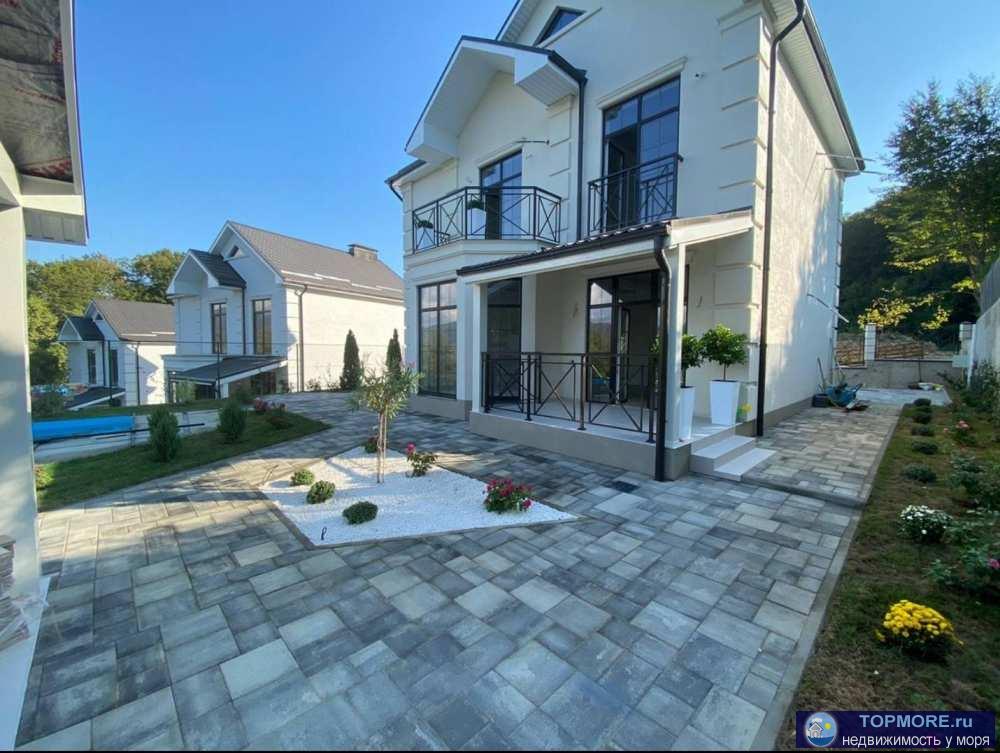 Продаю коттедж в поселке бизнес класса в живописнейшем месте Сочи. - 1