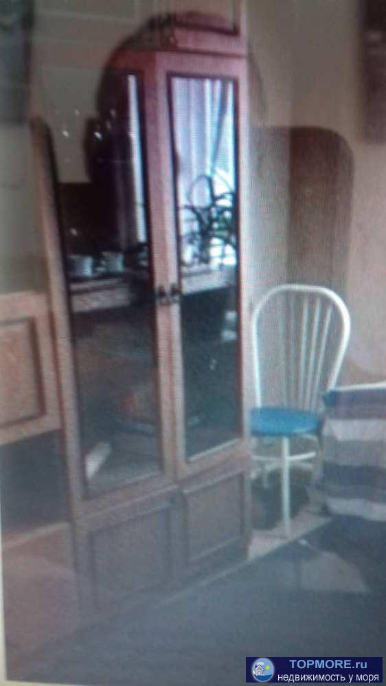 Продам 3х этажный дом с мебелью. 1й этаж котельная 2 подсобки. 2й этаж подсобка 2 комнаты. 3й этаж 3 комнаты. участок... - 2