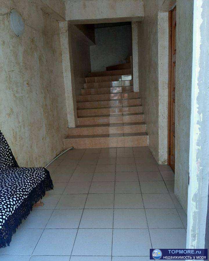 Продается трехэтажный таунхаус с ремонтом, мебелью и техникой. Три этажа полностью мебелированы. Есть где... - 1