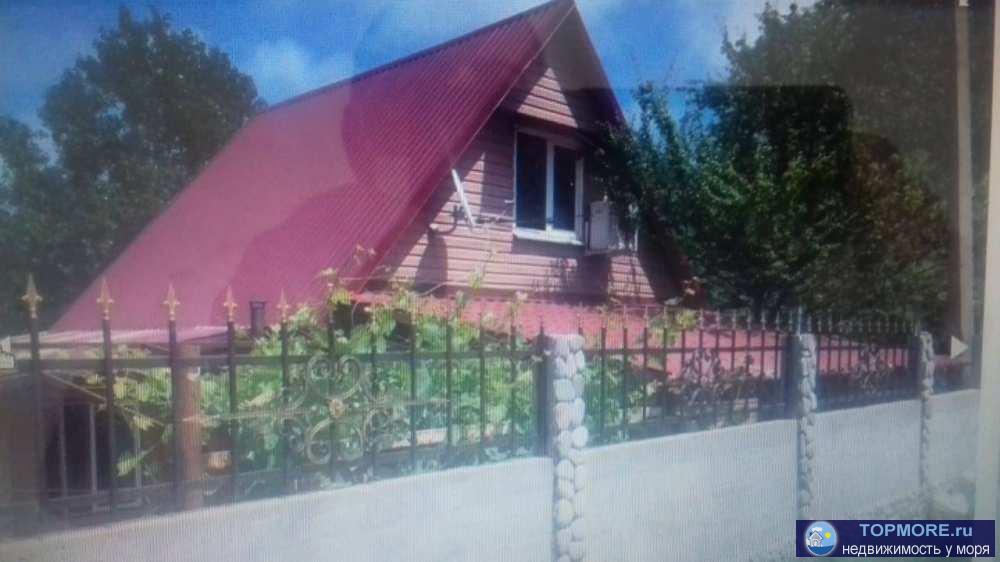 Дом 120 кв м одноэтажны с мансардоучасток 10 соток .дом с хорошим ремонтомв отличном состоянии.хороший ухоженны сад с...