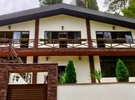 Продаётся новый дом на Малом Ахуне.Площадь дома 250 кв.м, ровный...