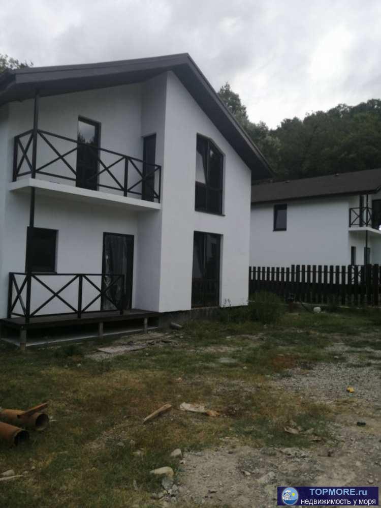 Продается 2 этажный коттедж, площадью 135 кв.м.  на своем земельном участке 4 сотки.   в тихом уединенном месте... - 1