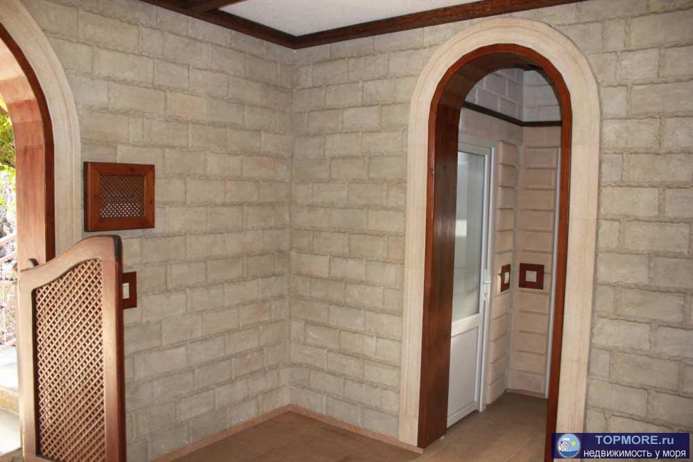 Отличное вложение в готовый бизнес! Коммерческая недвижимость в центре Адлера. На участке в 7,5 соток расположены:...