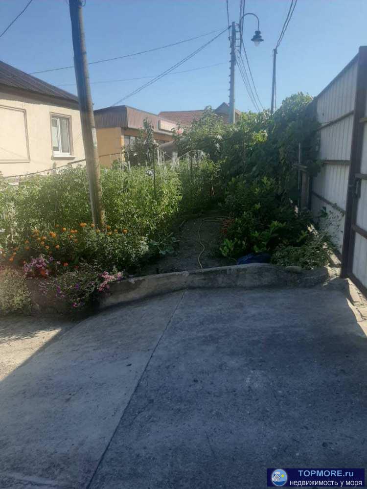 Срочно продам дом ! Дом находится возле дороги, очень хорошие подъездные пути. Дом идеально подойдет как для жизни,...