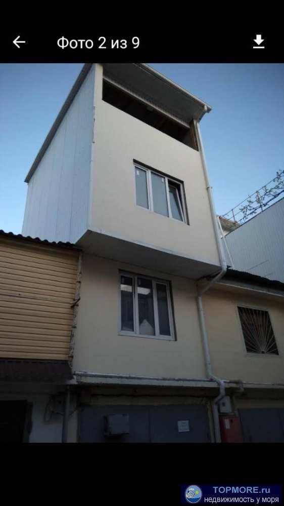 Продается трехэтажный таунхаус в живописном месте поселка Лазаревское. 100 кв. метров, под отделку, все коммуникации,...