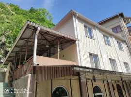 Срочная продажа дома в Хосте. Дом расположен на улице Шоссейной,...