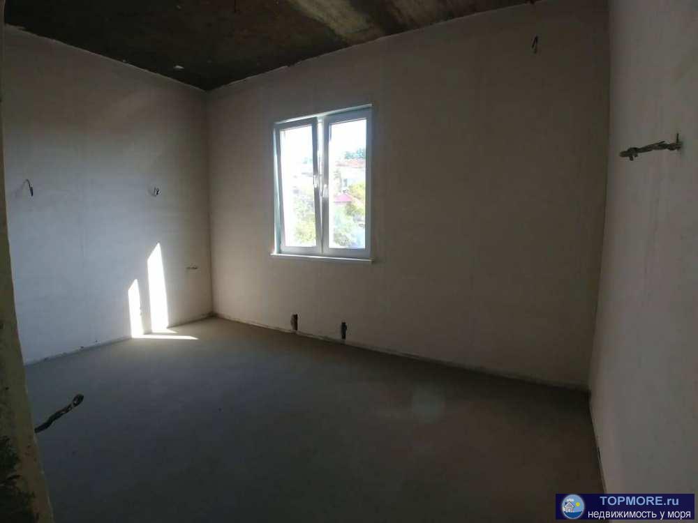 Срочная продажа! Продаю комфортный коттедж площадью 150 кв.м. и участок 5 соток. В доме 5 комнат, просторная... - 2