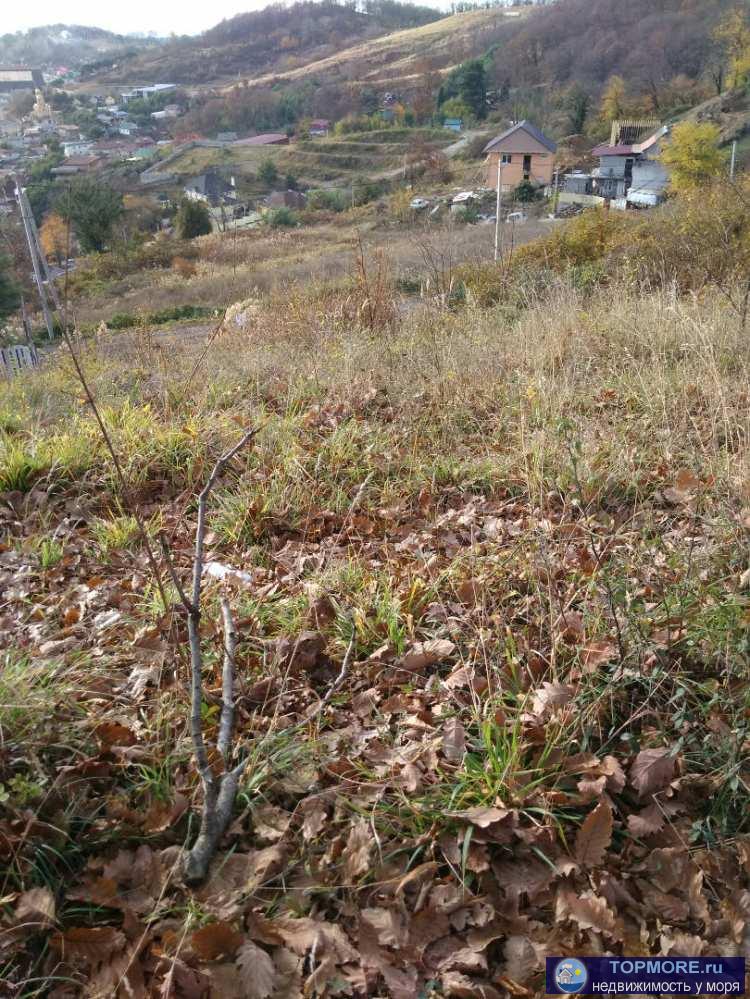 Продам капитальный дом + 25 соток земли в с Молдовка *(самый низ). Дом построен из кирпича, очень теплый, сделан... - 1