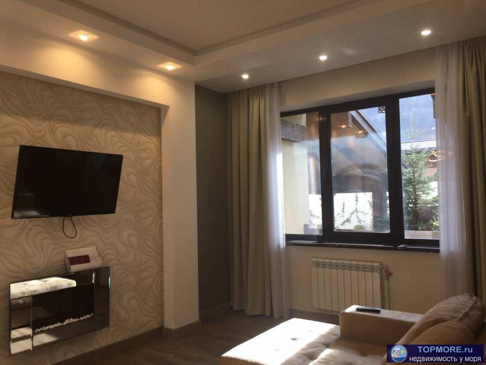 Таунхаус 102 кв м, в двух минутах ходьбы от главной канатной дороги курорта Красная Поляна. В доме - ремонт, техника,... - 1