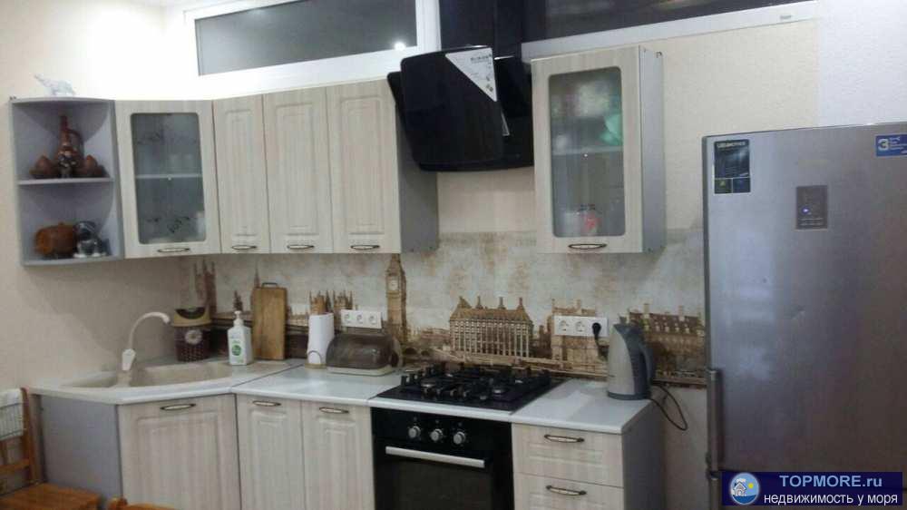 В доме заведены все комуникации газ вода свет . Выполнен качественный ремонт на двух этажах. Вся техника мебель два... - 2