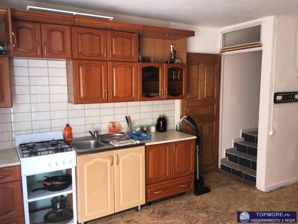 Продается таунхаус в Лазаревсом р-не поселок Солоники. Можно использовать как гостевой дом, место пользуется... - 1