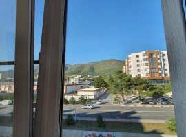 Продам уютную, очень светлую двухкомнатную квартиру 51 м2 с...