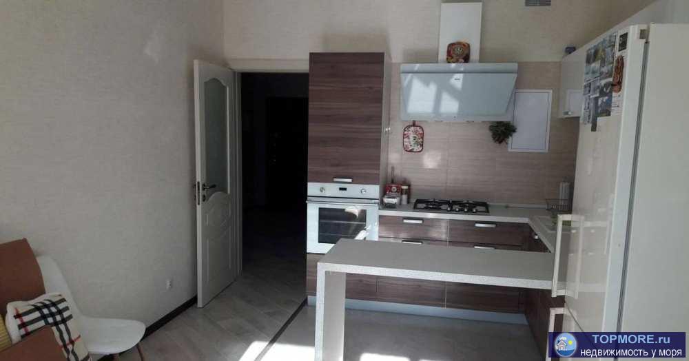 жк Лазурный-1 Евродвушка. Квартира с большой кухней в 300м от моря. Ремонту 1.5 года, в отличном состоянии, дорогие... - 2