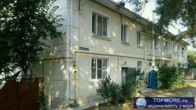 Срочно продам уютную квартиру с участком 4 сотки. На участке сад с плодоносящими деревьями (около 20 фруктовых...