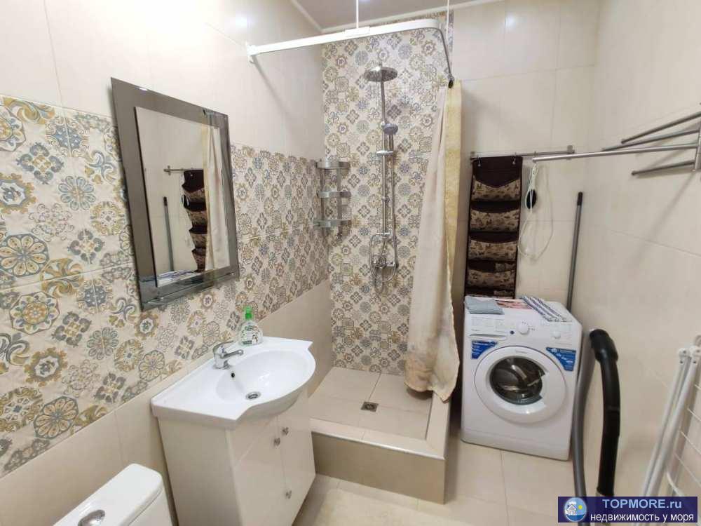 Квартира со свежим, качественным ремонтом в доме комфорт-класса 2016г. Остается вся мебель. Лифт. Автономное... - 1