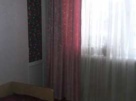 Трехкомнатная уютная, теплая, светлая квартира с хорошим ремонтом....