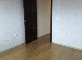 Благоустроенный район, закрытая территория. Рядом детский сад и...