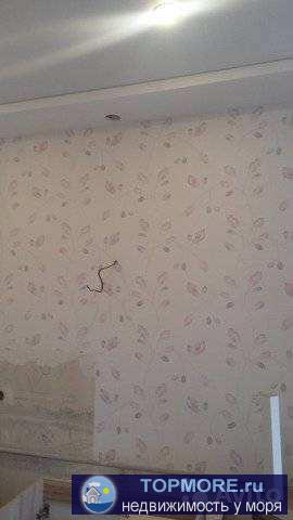 Продаю квартиру-студию с дизайнерским ремонтом . Ремонт делал для себя, теплые полы. 10 минут до моря. Квартира с...