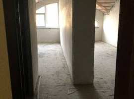 Продам 1к. квартиру под черновую отделку  в новом сданом доме жк...