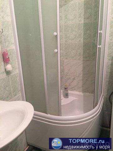 Большой зал 35 метров - можно разделить на две комнаты, получится полноценная трёхкомнатная квартира. Микрорайон -... - 2