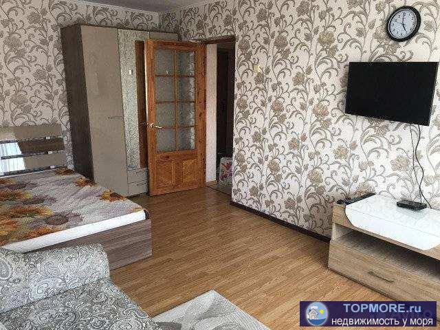 Продаю однокомнатную квартиру в районе толстого мыса , квартира с мебелью и бытовой техникой, до набережной 5 минут...