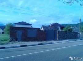 Продается земельный участок 4 сотки с домавладением в самом центре...