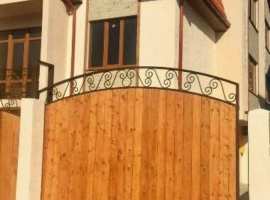 срочно продам 1/2 нового дома. Коммуникации центральные. Спальный...