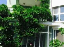 Продается 3-х этажный дом на участке 9 соток с видом на...