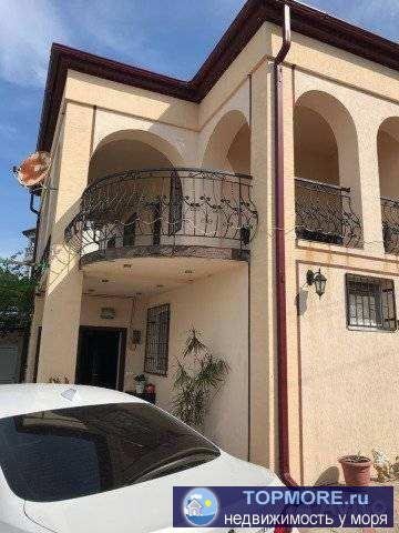 Двухэтажный дом , в идеальном состоянии , сделан капитальный ремонт , мангал зона, беседка , летний душ / туалет,... - 1