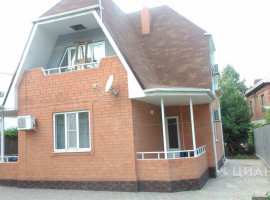 На участке 7 соток гостевой дом 120 кв.м.  3 однокомнатных и 2...