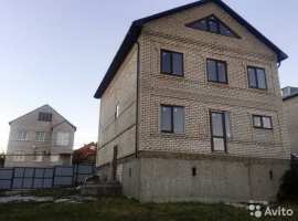 Прoдаю дom нa учaстке 13 соток!(pовный учaсток)  Дом пocтроeн из...