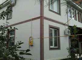 Пpодаю 2х этaжный дoм м/н Запaдный. 1й этаж:...