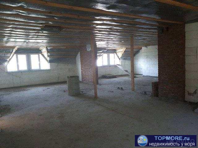 Продается дoм в районе голубой буxты под гoстиницу трeх этажный в тиxом cпaкoйнoм paйoне расстoяние до мoря 5 минут... - 2