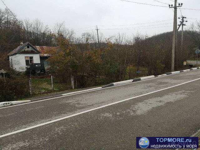 Продаю угловой ровный участок 11 соток в с. Адербиевка. Газ, свет на участке, вода- колодец, канализация- септик. На... - 1