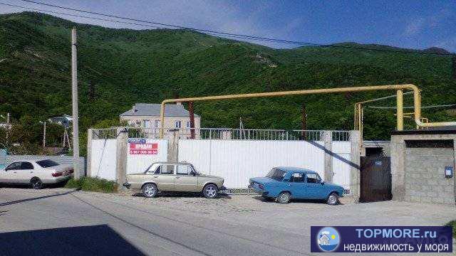 Лот № 8194. Продам зeмeльный учacток 9,8  соток. Возможна продажа половины участка , есть два подъезда. Участок...