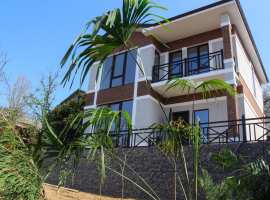 Дом монолитно-блочный, площадь составляет 110 кв.м. 
Распланирован...