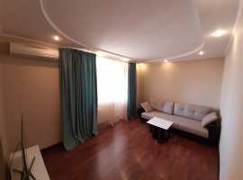 Квартира с прямым видом на море!
В доме комфорт класса, до моря 800...