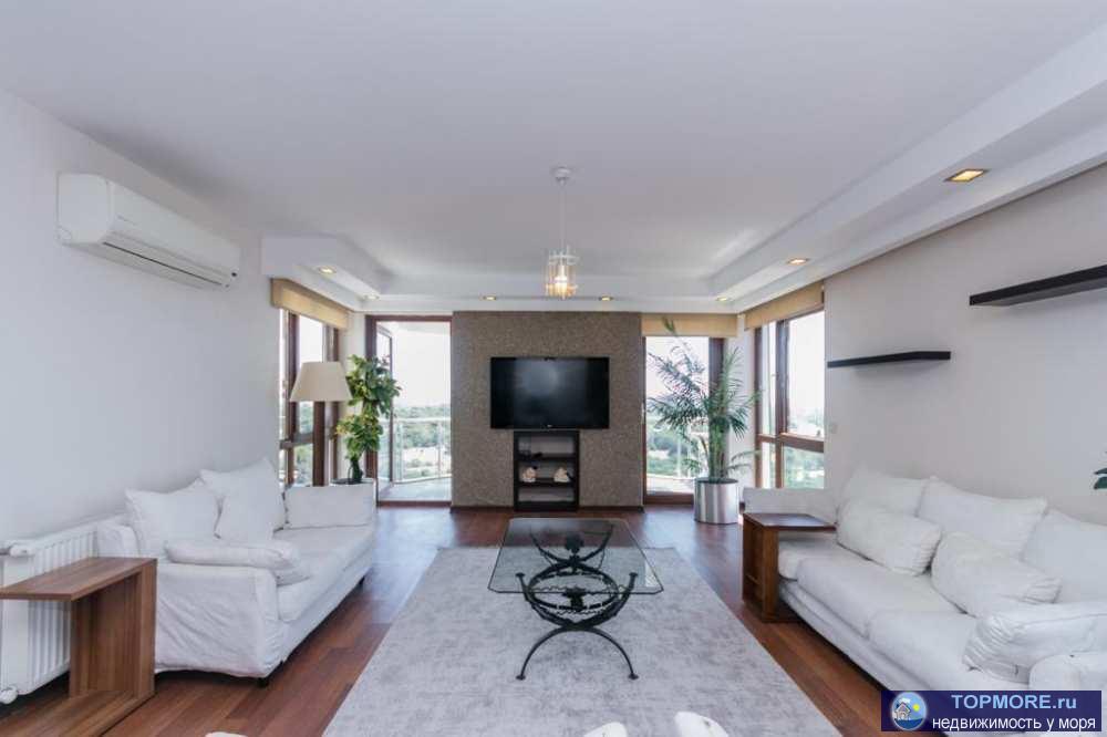 Продаю 2-х комнатную квартиру в Адлере! Полностью готова к проживанию. До моря всего 10 мин.пешком. Рядом парк с...