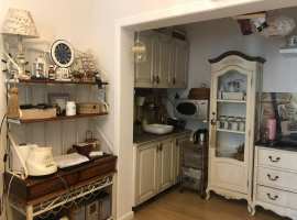 Квартира 56 кв.метров в доме бизнес класса.
 Дом на центральной...