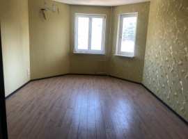 Продаю полноценную  2-х комнатную квартиру  68 кв.  с прекрасным...