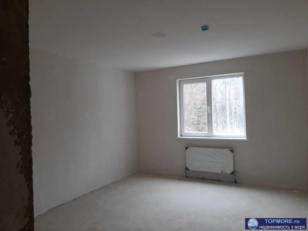 Жилой комплекс расположен в поистине уникальном месте в окружении гор,которые защищают его от ветров и непогоды. В...