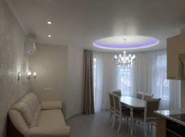 Современный изящный 20-ти этажный жилой комплекс с цоколем, класс...