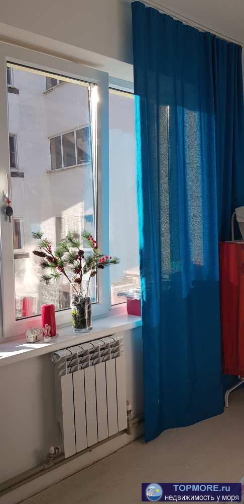 Продаётся светлая уютная двухкомнатная квартира в микрорайоне Сочи с развитой инфраструктурой, в шаговой доступности...