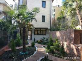 Удачное расположение дома делает его особенно привлекательным! В...