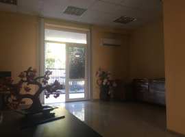 Квартира с ремонтом, район с развитой инфраструктурой, 5 минут...