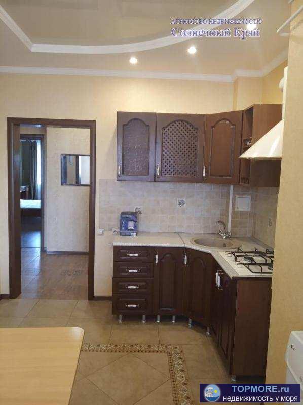 Продаётся уютная 2-х комнатная квартира в районе Южного рынка (угол Астраханская/Толстого) в Анапе. 56 кв.м. Новая...